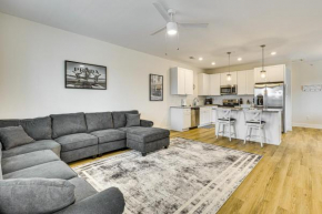 Walk to Riverfront District Bright Wilmington Apt